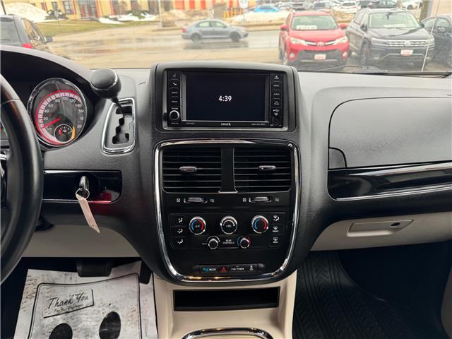 2015 Dodge Grand Caravan SE/SXT (Stk: 2602054) in Waterloo - Image 13 of 24