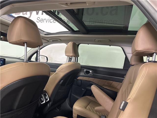 2025 Kia Sorento 2.5T X-Line Limited w/Olive Brown Interior (Stk: 43619J) in Belleville - Image 11 of 35