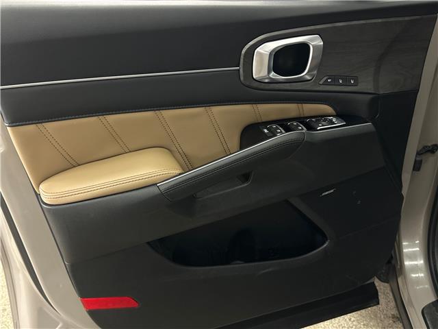 2025 Kia Sorento 2.5T X-Line Limited w/Olive Brown Interior (Stk: 43619J) in Belleville - Image 20 of 35