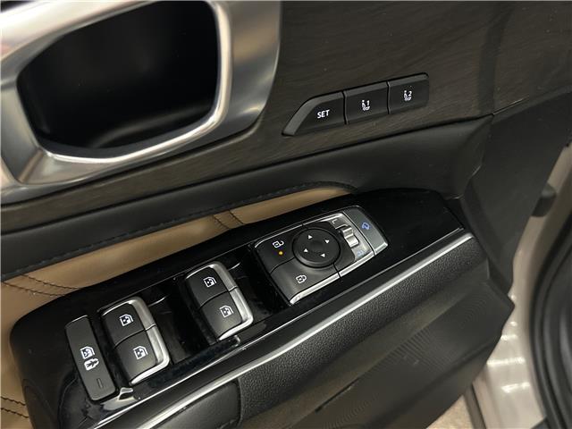 2025 Kia Sorento 2.5T X-Line Limited w/Olive Brown Interior (Stk: 43619J) in Belleville - Image 21 of 35
