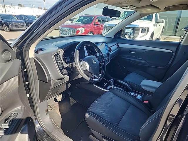 2018 Mitsubishi Outlander ES (Stk: T108B) in Blenheim - Image 11 of 18