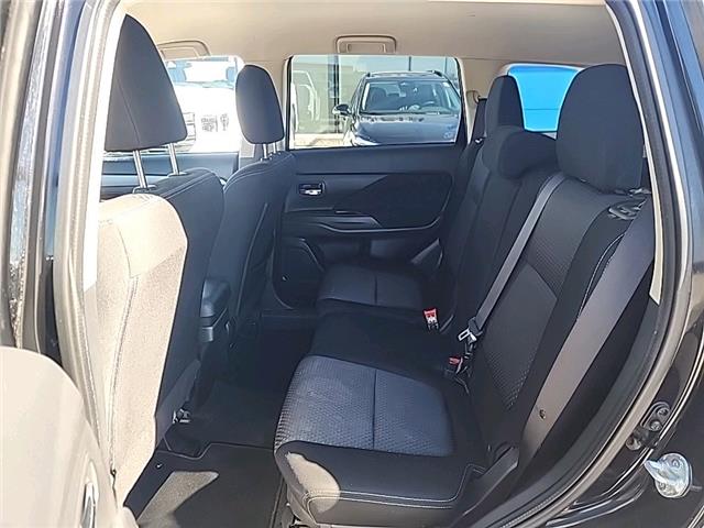 2018 Mitsubishi Outlander ES (Stk: T108B) in Blenheim - Image 13 of 18