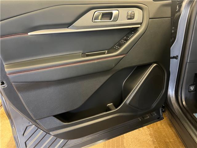 2026 Ford Explorer ST-Line (Stk: 26EX8) in St.Paul - Image 3 of 10