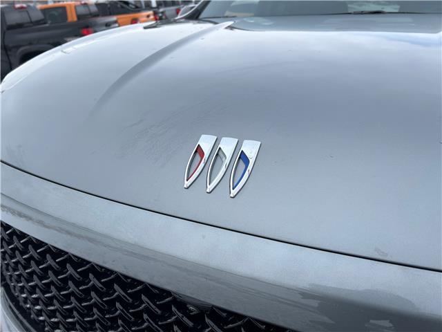 2026 Buick Enclave Sport Touring (Stk: TJ274835) in Calgary - Image 11 of 24