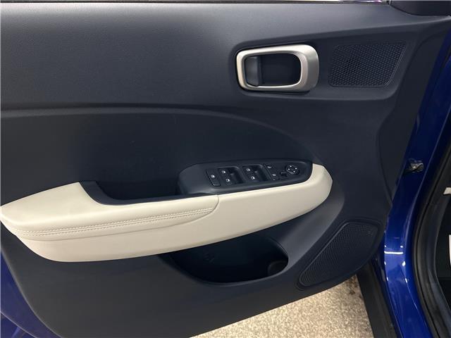 2024 Hyundai Venue Ultimate w/Denim Interior (IVT) (Stk: 43620J) in Belleville - Image 11 of 22