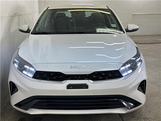 2023 Kia Forte EX (Stk: 43633J) in Belleville - Image 2 of 25