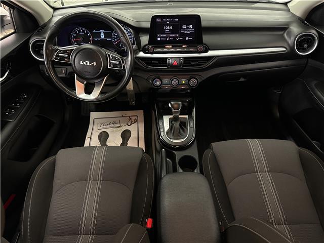 2023 Kia Forte EX (Stk: 43633J) in Belleville - Image 10 of 25