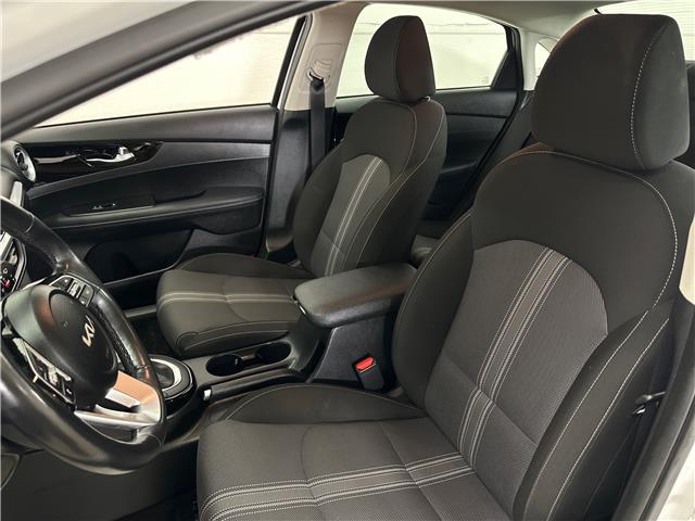 2023 Kia Forte EX (Stk: 43633J) in Belleville - Image 12 of 25