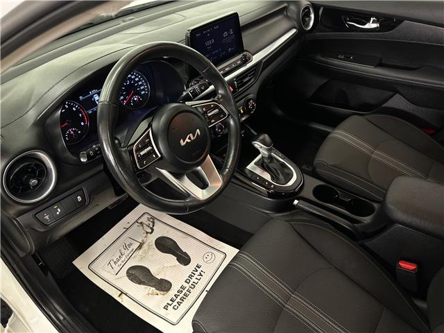 2023 Kia Forte EX (Stk: 43633J) in Belleville - Image 13 of 25