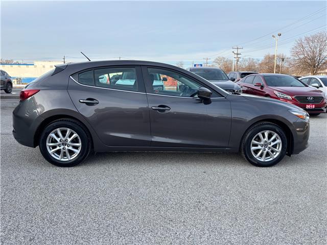 2018 Mazda Mazda3 Sport GS (Stk: M6095) in Sarnia - Image 4 of 33