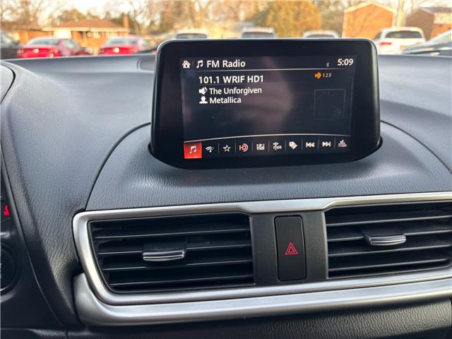 2018 Mazda Mazda3 Sport GS (Stk: M6095) in Sarnia - Image 27 of 33