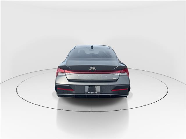 2025 Hyundai Elantra HEV Luxury (Stk: 16U101661) in Markham - Image 7 of 13