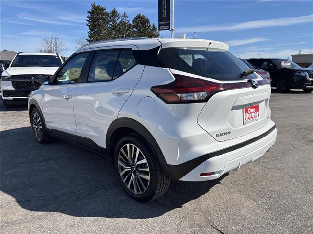 2021 Nissan Kicks SV (Stk: P7238) in Brantford - Image 2 of 24