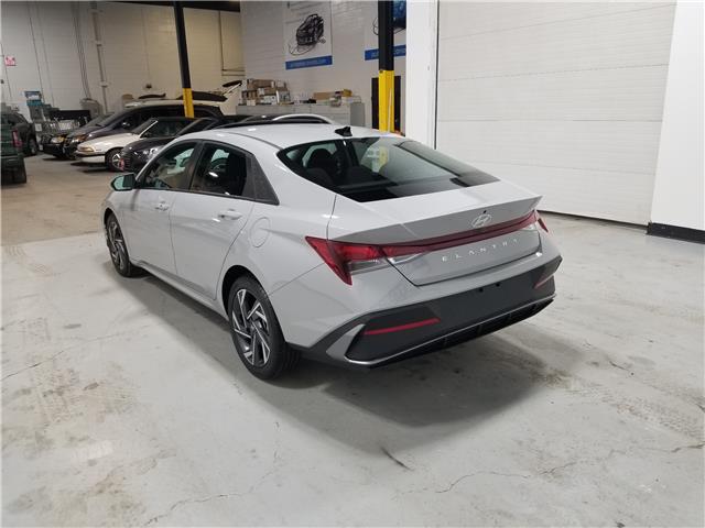 2025 Hyundai Elantra Preferred w/Tech Package (Stk: W5029) in Mississauga - Image 5 of 26