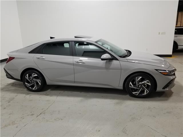 2025 Hyundai Elantra Preferred w/Tech Package (Stk: W5029) in Mississauga - Image 6 of 26