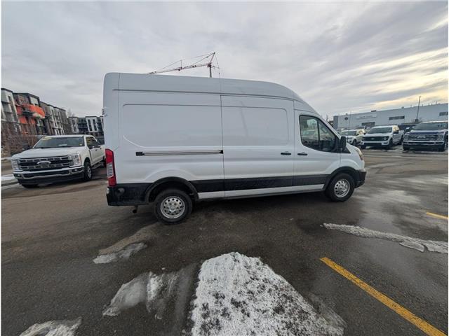 2024 Ford Transit-250 Cargo Base (Stk: 19447) in Calgary - Image 7 of 20