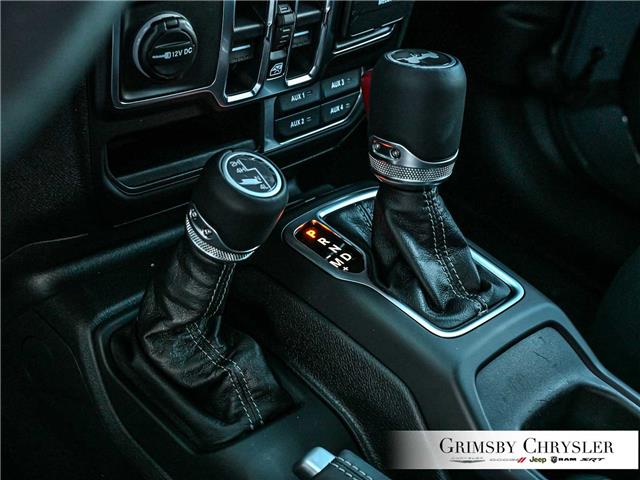 2026 Jeep Wrangler Sahara (Stk: N26100) in Grimsby - Image 18 of 31