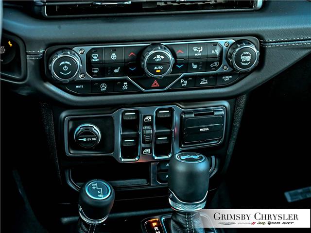 2026 Jeep Wrangler Sahara (Stk: N26100) in Grimsby - Image 26 of 31