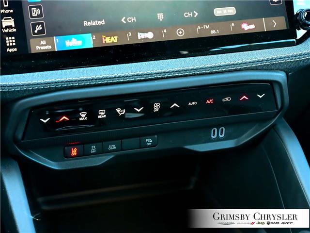 2026 Jeep Cherokee Laredo/Limited (Stk: N26093) in Grimsby - Image 26 of 31
