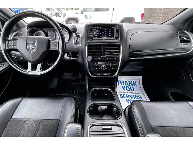 2020 Dodge Grand Caravan Premium Plus (Stk: 67186UA) in Calgary - Image 15 of 36 2020 Dodge Grand Caravan Premium Plus (Stk: 67186UA) in Calgary - Image 15 of 36