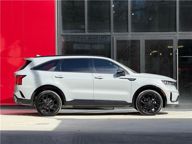 2023 Kia Sorento 2.5T SX w/Black Leather (Stk: 438U-A) in Toronto - Image 2 of 30