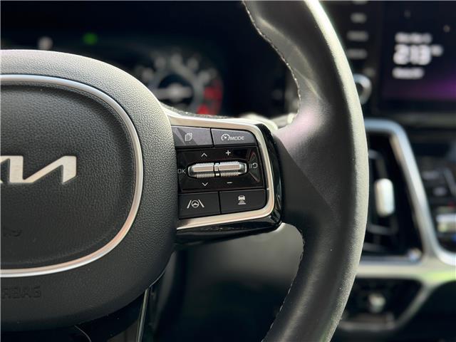 2023 Kia Sorento 2.5T SX w/Black Leather (Stk: 438U-A) in Toronto - Image 13 of 30