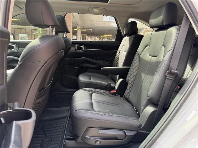 2023 Kia Sorento 2.5T SX w/Black Leather (Stk: 438U-A) in Toronto - Image 23 of 30