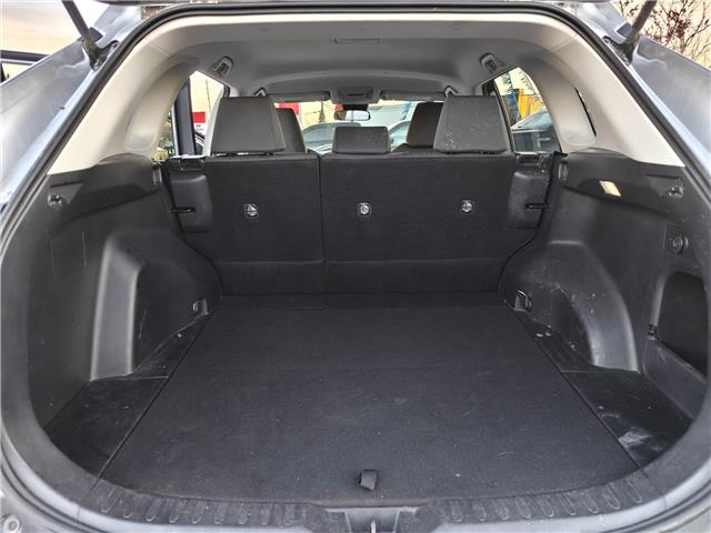 2022 Toyota RAV4 LE in Ottawa - Image 5 of 8 2022 Toyota RAV4 LE in Ottawa - Image 5 of 8