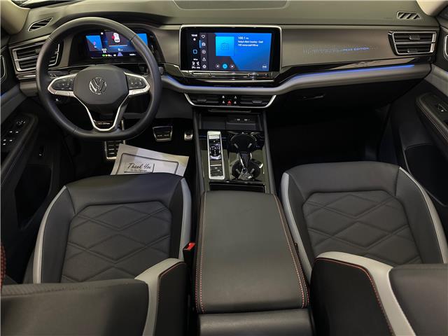 2024 Volkswagen Atlas 2.0 TSI Peak Edition (Stk: 43548J) in Belleville - Image 14 of 30