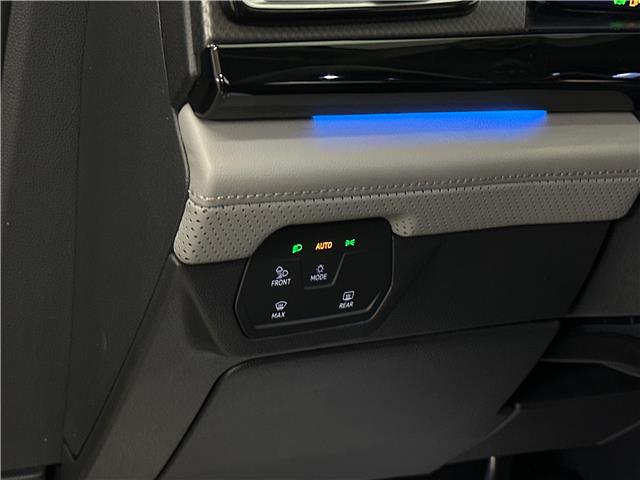 2024 Volkswagen Atlas 2.0 TSI Peak Edition (Stk: 43548J) in Belleville - Image 19 of 30