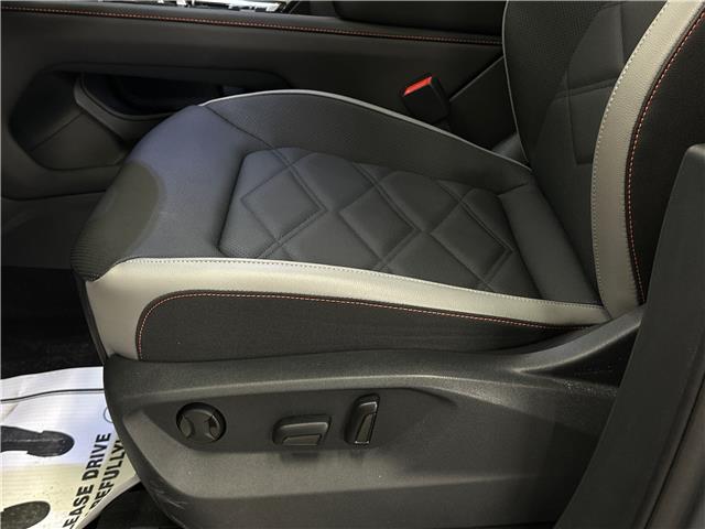 2024 Volkswagen Atlas 2.0 TSI Peak Edition (Stk: 43548J) in Belleville - Image 20 of 30