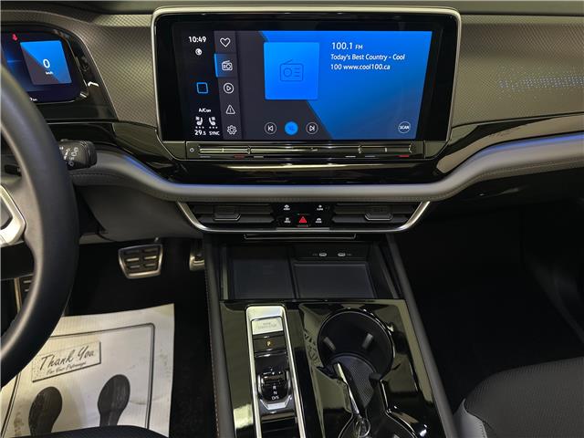 2024 Volkswagen Atlas 2.0 TSI Peak Edition (Stk: 43548J) in Belleville - Image 21 of 30