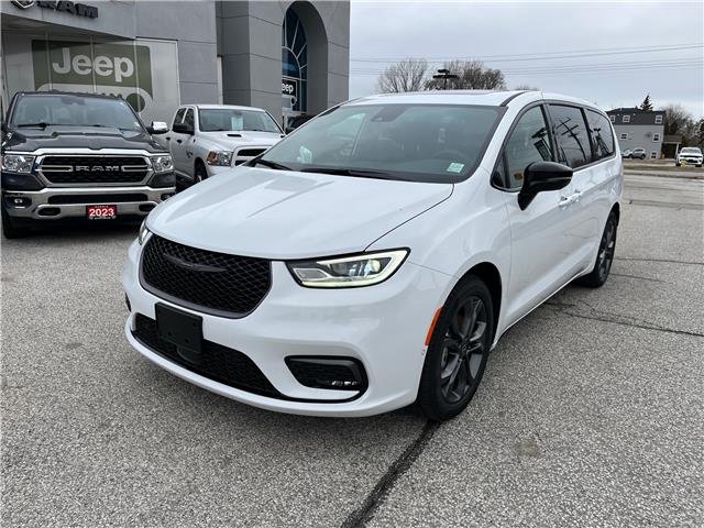 2026 Chrysler Pacifica Select (Stk: 26-165) in Sarnia - Image 1 of 27