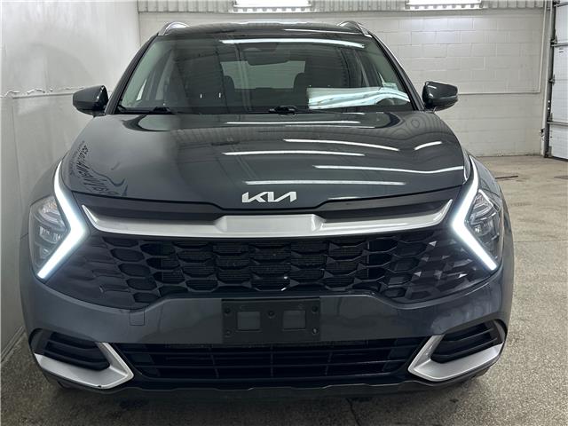 2023 Kia Sportage LX (Stk: 43618J) in Belleville - Image 2 of 22