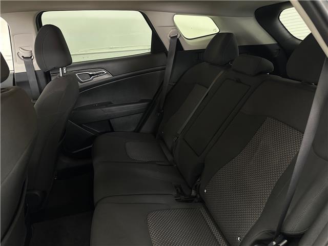 2023 Kia Sportage LX (Stk: 43618J) in Belleville - Image 7 of 22