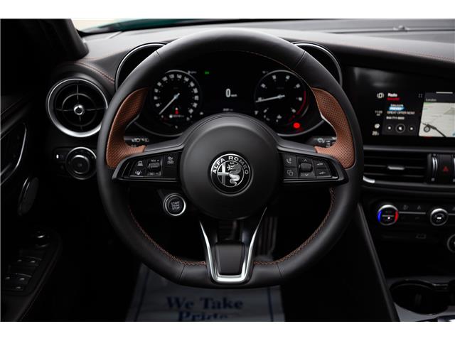 2025 Alfa Romeo Giulia Intensa (Stk: MU280) in London - Image 14 of 33