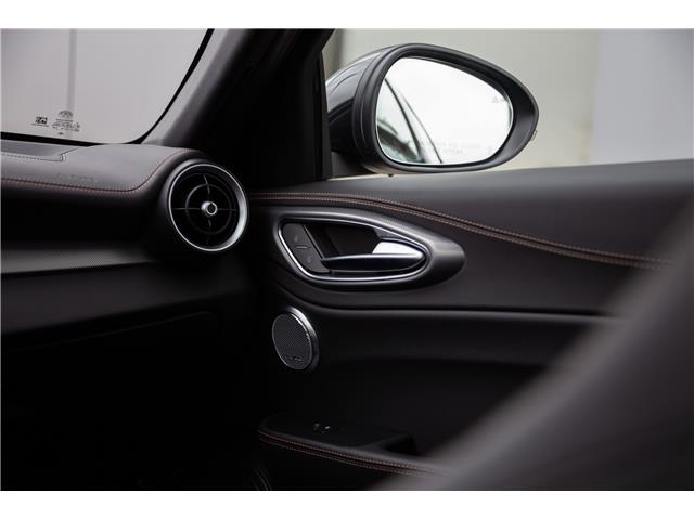 2025 Alfa Romeo Giulia Intensa (Stk: MU280) in London - Image 26 of 33