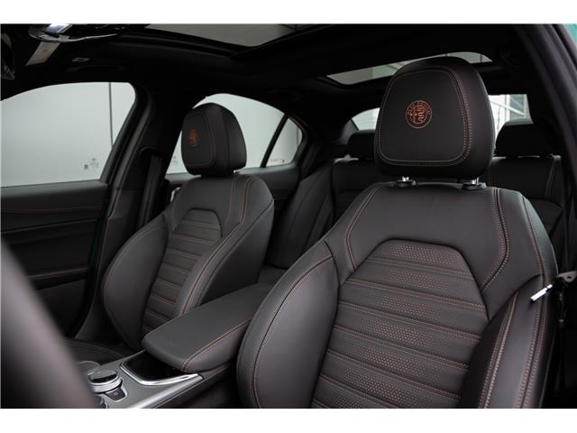 2025 Alfa Romeo Giulia Intensa (Stk: MU280) in London - Image 19 of 33