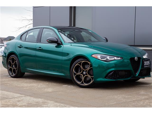 2025 Alfa Romeo Giulia Intensa (Stk: MU280) in London - Image 11 of 33