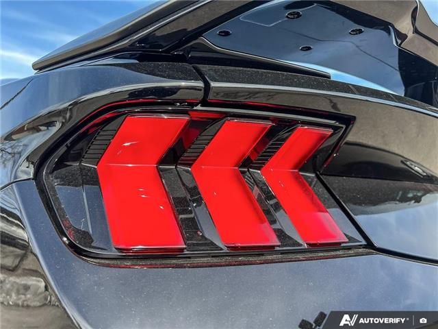 2026 Ford Mustang Dark Horse (Stk: 260182) in Hamilton - Image 9 of 17