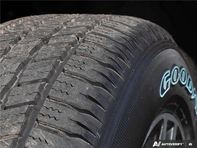 2022 GMC Sierra 1500 Limited AT4 (Stk: T2038A) in Welland - Image 7 of 28