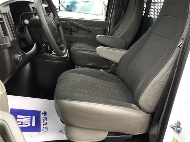 2024 Chevrolet Express 2500 Work Van (Stk: R0118) in Cornwall - Image 5 of 28