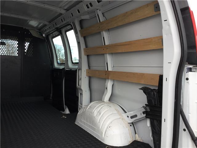 2024 Chevrolet Express 2500 Work Van (Stk: R0118) in Cornwall - Image 15 of 28