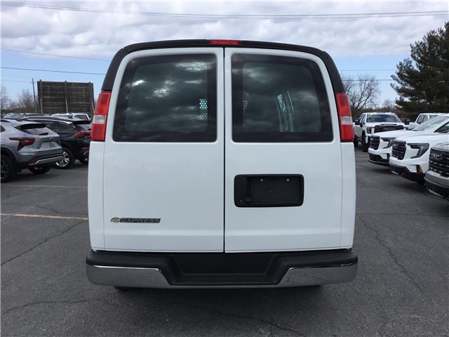 2024 Chevrolet Express 2500 Work Van (Stk: R0118) in Cornwall - Image 20 of 28
