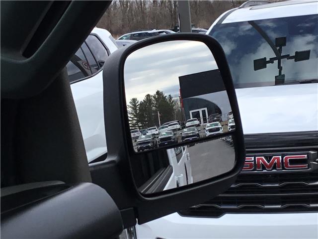 2024 Chevrolet Express 2500 Work Van (Stk: R0118) in Cornwall - Image 27 of 28