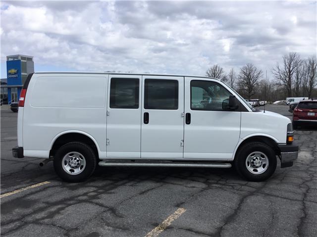 2024 Chevrolet Express 2500 Work Van (Stk: R0118) in Cornwall - Image 22 of 28