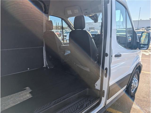 2025 Ford Transit-250 Cargo Base (Stk: 19453) in Calgary - Image 14 of 20