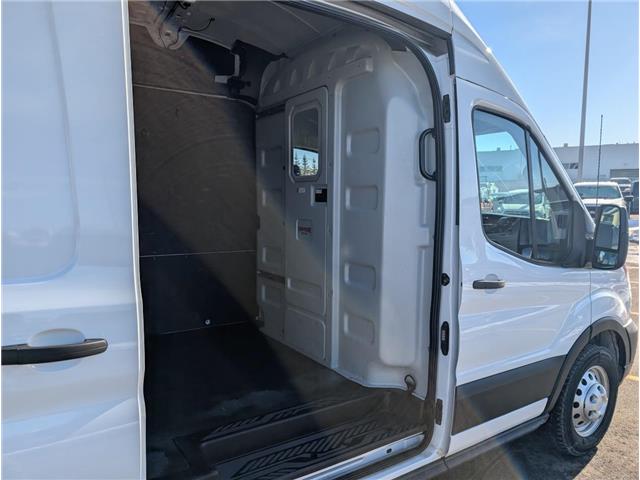 2025 Ford Transit-250 Cargo Base (Stk: 19452) in Calgary - Image 14 of 20