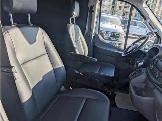 2025 Ford Transit-250 Cargo Base (Stk: 19456) in Calgary - Image 12 of 17 2025 Ford Transit-250 Cargo Base (Stk: 19456) in Calgary - Image 12 of 17