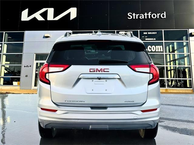 2023 GMC Terrain SLE (Stk: P22681) in Stratford - Image 4 of 22 2023 GMC Terrain SLE (Stk: P22681) in Stratford - Image 4 of 22